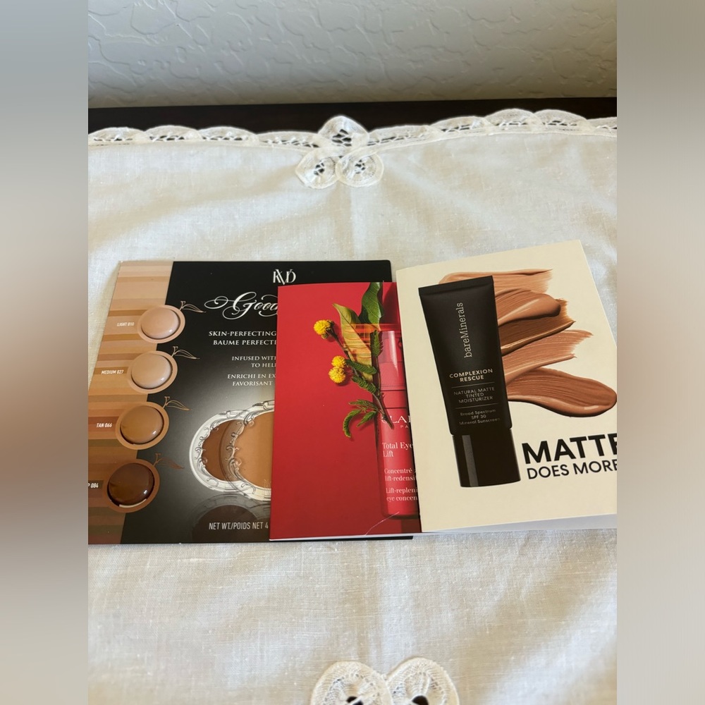 2 Makeup Samples 1 Skincare Sample